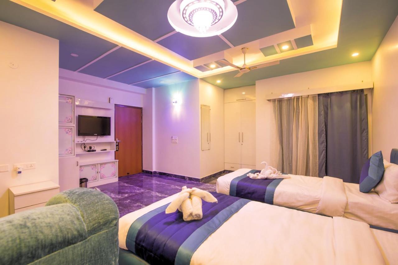 Twin Towers Bed & Breakfast Greater Noida Eksteriør bilde